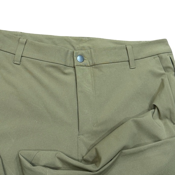 🌟 Lululemon Commission Classic-Fit Pant Warpstreme Khaki Men’s Size 34 (34x31) - Picture 8 of 16